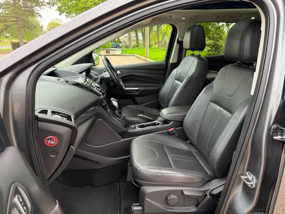 Second-hand Ford Kuga Titanium X 2014 Gri SUV