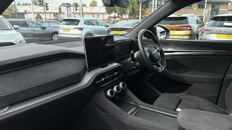 Used Skoda Kodiaq SportLine 193 HP (141 kW) 2025 Race blue SUV