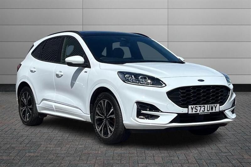 Frozen white Used 2023 Ford Kuga ST-Line X SUV | £24,795 (Fair price) - Image 1/2