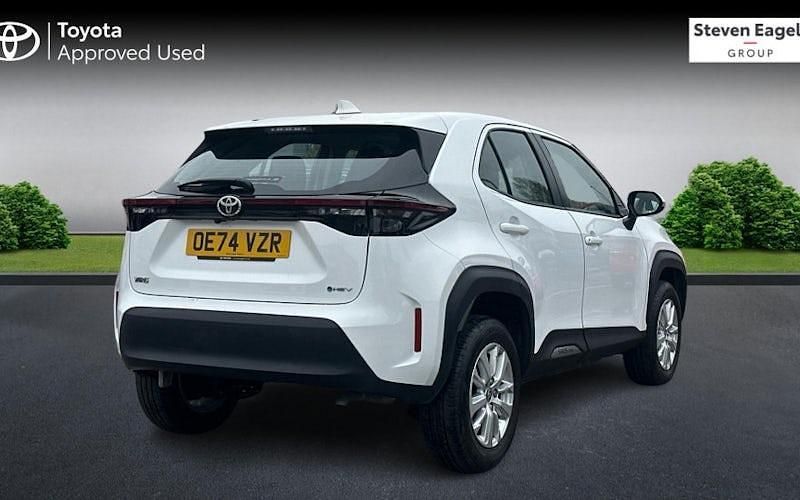 Used Toyota Yaris Hybrid 116 HP (85 kW) 2026 Estate