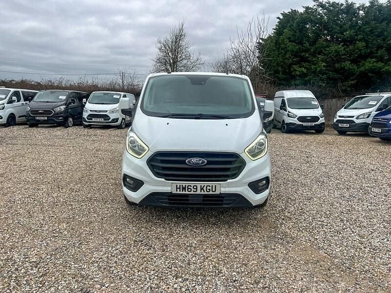 Used Ford Transit Custom Trend 105 HP (77 kW) 2019 White Van