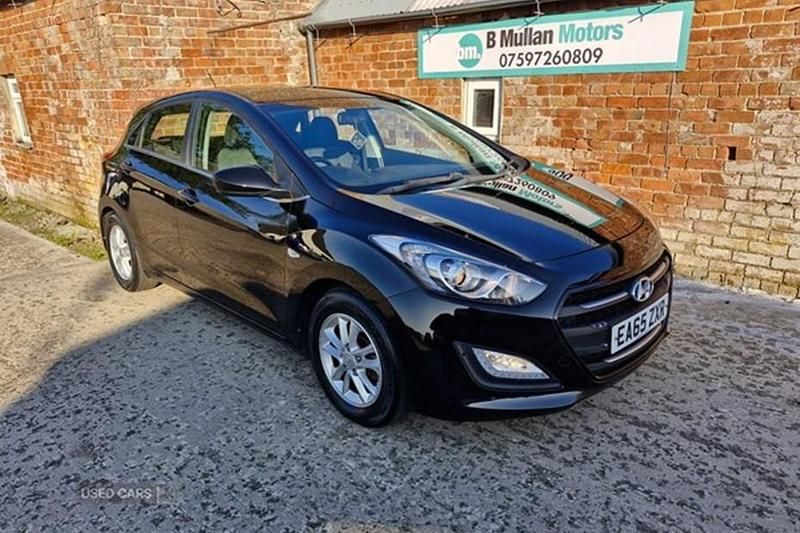 Black Used 2015 Hyundai i30 SE Hatchback | £4,950 (A bit pricey) - Image 1/1