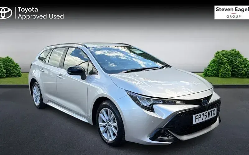 Used Toyota Corolla 140 HP (102 kW) 2025 Estate