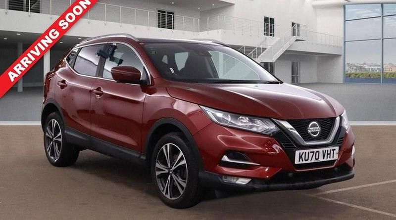Red Used 2020 Nissan Qashqai N-Connecta SUV | £13,400 (Super price) - Image 1/4