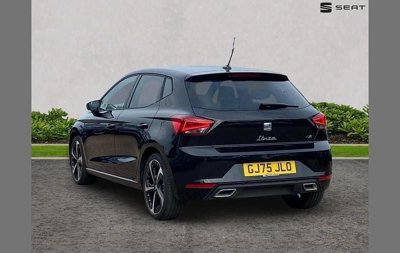 Used Seat Ibiza FR Sport 113 HP (83 kW) 2025 Black Hatchback