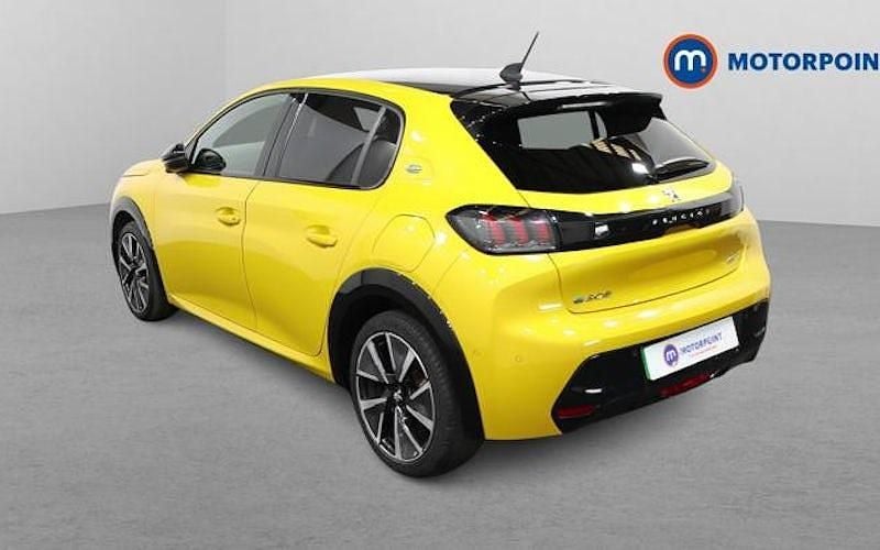 Used Peugeot e-208 Premium 100 kW (136 HP) 2022 Yellow Hatchback