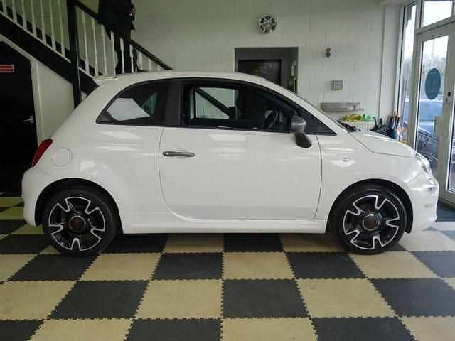 Used Fiat 500 S 69 HP (50 kW) 2017 White Hatchback