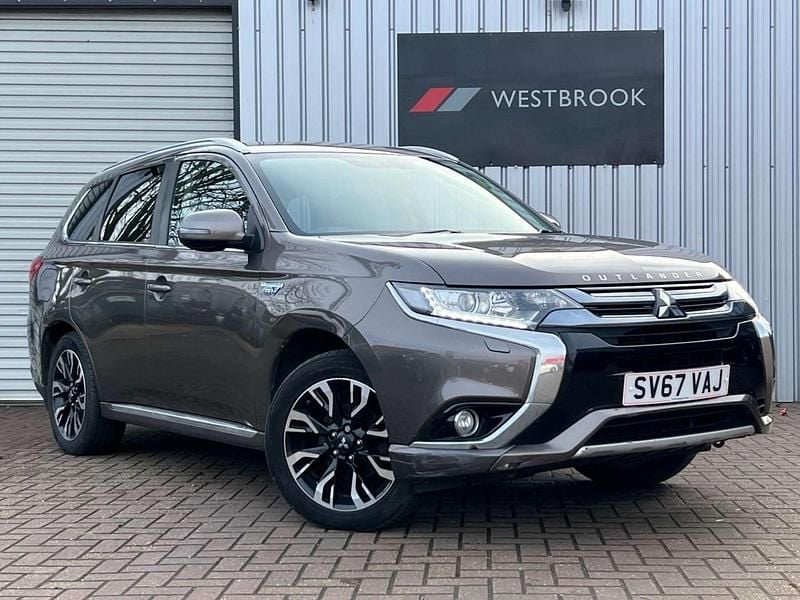 Brown Used 2017 Mitsubishi Outlander P-HEV SUV | £8,570 (Fair price) - Image 1/4