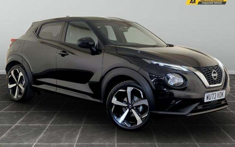 Black Used 2023 Nissan Juke 360º SUV | £17,995 (Fair price) - Image 1/2