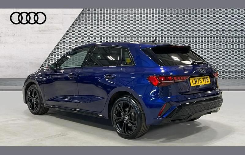 Used Audi A3 e-tron Black Edition 200 HP (147 kW) 2025 Blue Hatchback