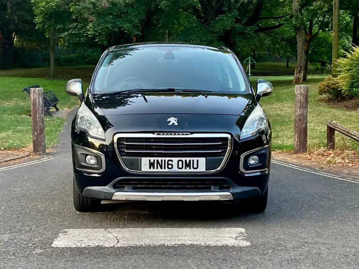 Used Peugeot 3008 Allure 2016 Black Hatchback