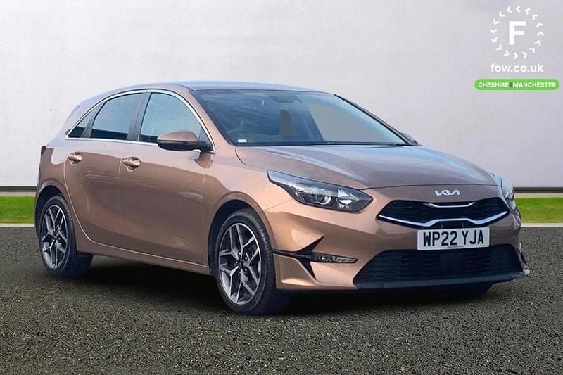 Bronze Used 2021 Kia Ceed 3 Hatchback | £16,699 (Fair price) - Image 1/4