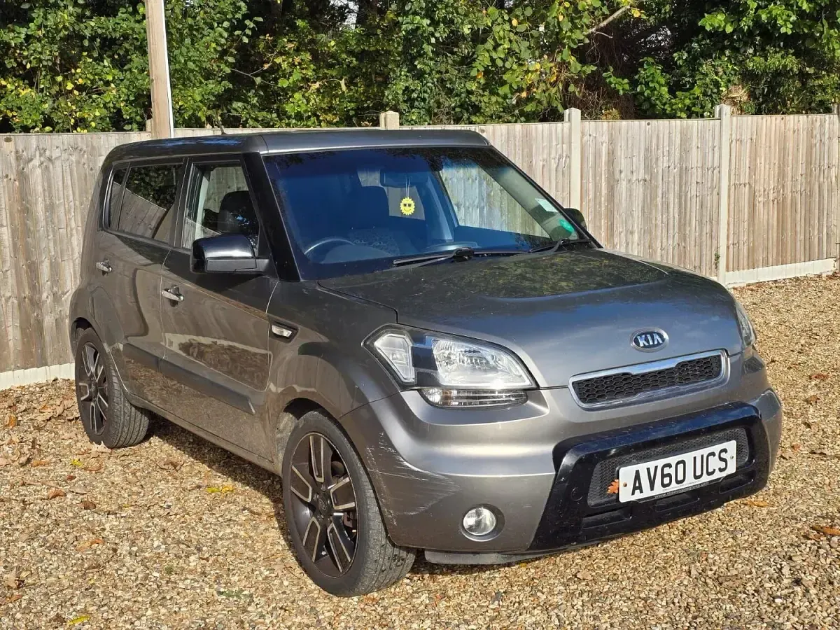 Used Kia Soul 126 HP (92 kW) 2010 Silver SUV