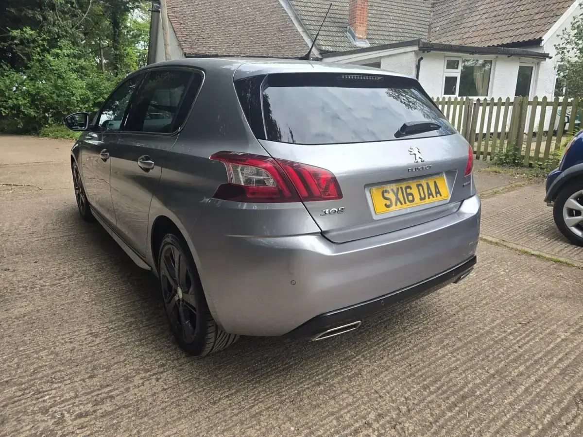 Second-hand Peugeot 308 GT-line 120 CP (88 kW) 2016 Gri Hatchback