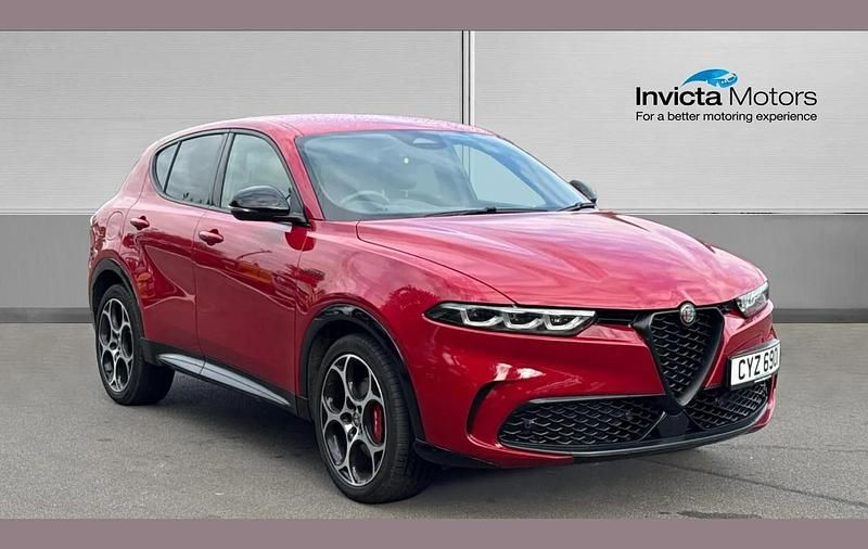 Red Used 2024 Alfa Romeo Tonale Veloce SUV | £24,500 (Good price) - Image 1/4