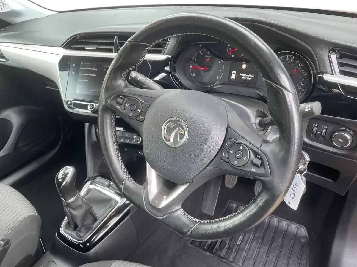 Used Vauxhall Corsa 74 HP (54 kW) 2021 Red Hatchback