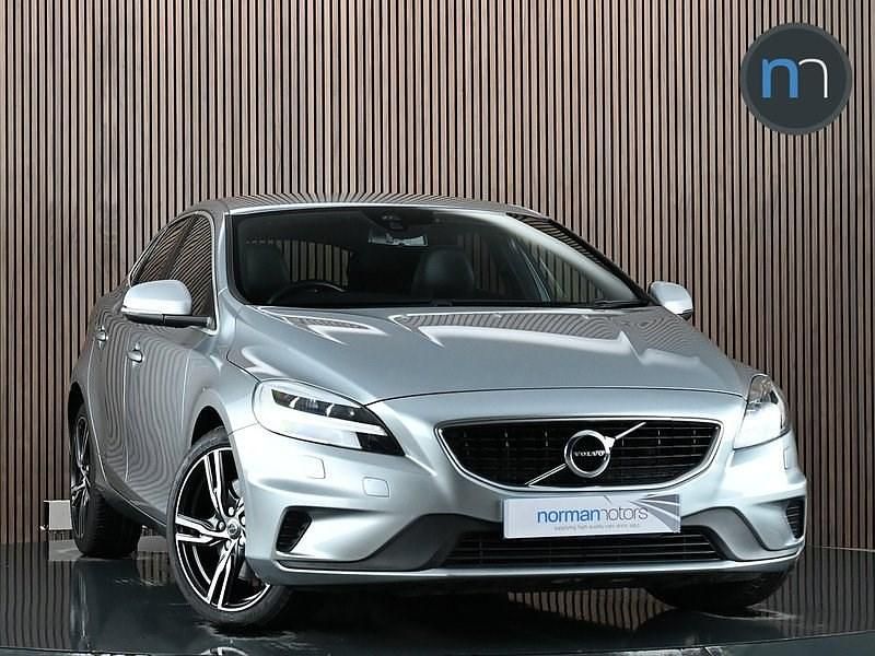 Used Volvo V40 R-Design Pro 2016 Silver Hatchback