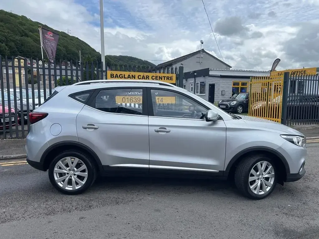 Used MG ZS Excite 111 HP (81 kW) 2019 Silver SUV