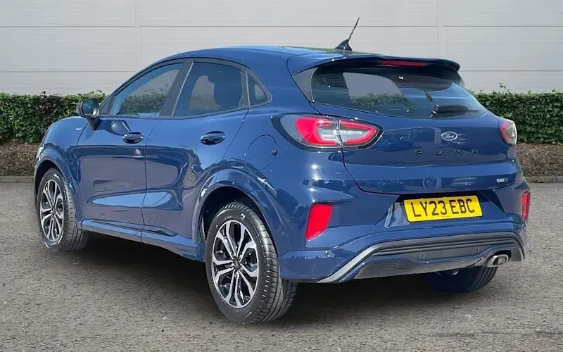 Second-hand Ford Puma ST-Line 125 CP (91 kW) 2023 Albastru SUV