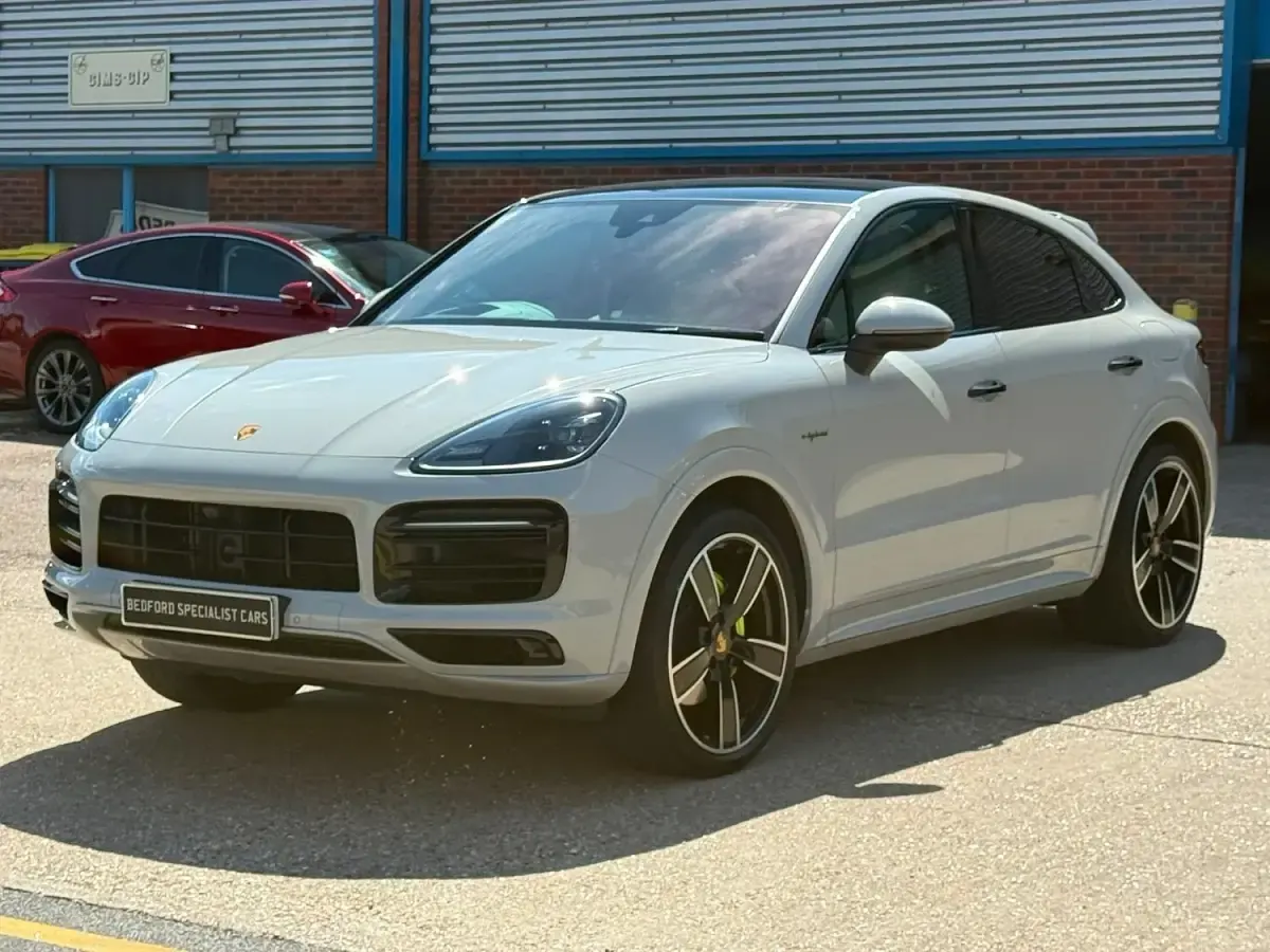 Used Porsche Cayenne E-Hybrid Platinum Edition 2022 Grey SUV