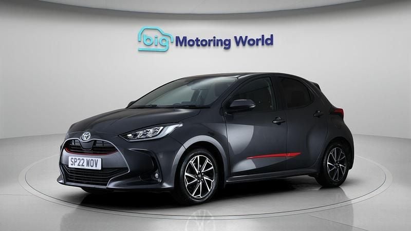 Used Toyota Yaris Hybrid Design 114 HP (83 kW) 2022