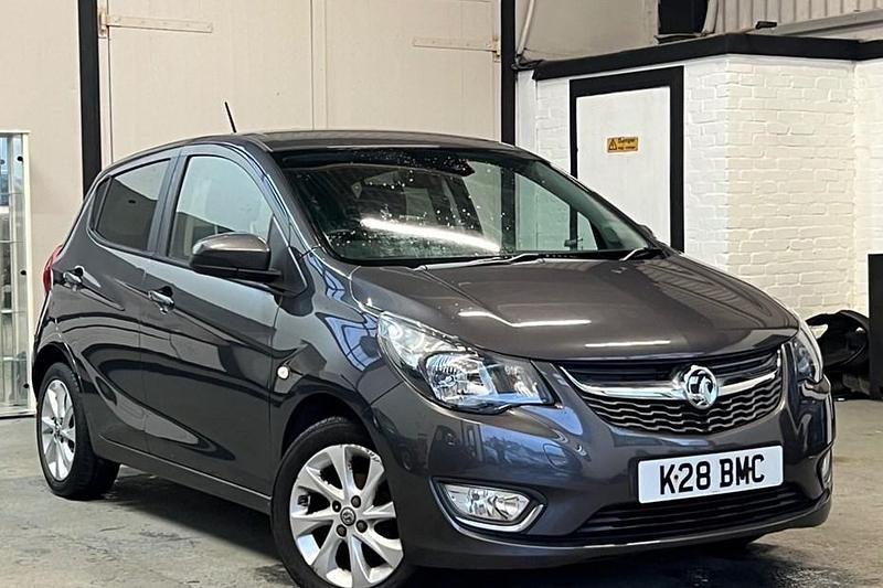 Used Vauxhall Viva 75 HP (55 kW) 2016 Grey Hatchback