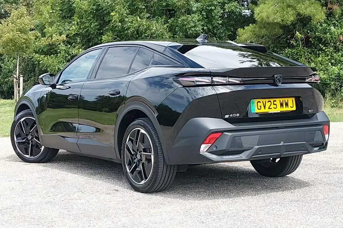 Used Peugeot e-408 GT 152 kW (207 HP) 2025 Black SUV