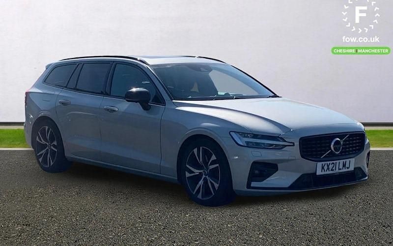 Used Volvo V60 R-Design 299 HP (219 kW) 2021 Gold Estate