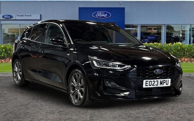 Used 2023 Ford Focus ST-Line Hatchback | £14,335 (Fair price) - Image 1/4