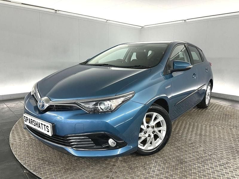 Used Toyota Auris Hybrid 2016 Blue Hatchback