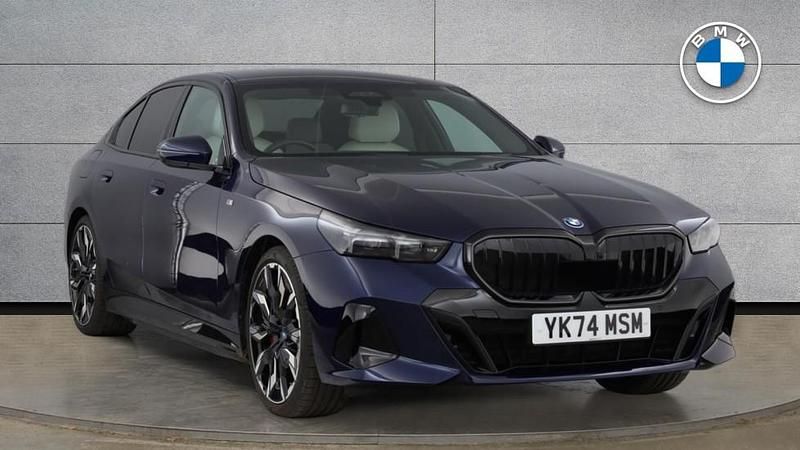 New BMW 550e M Sport 482 HP (354 kW) 2025 Blue