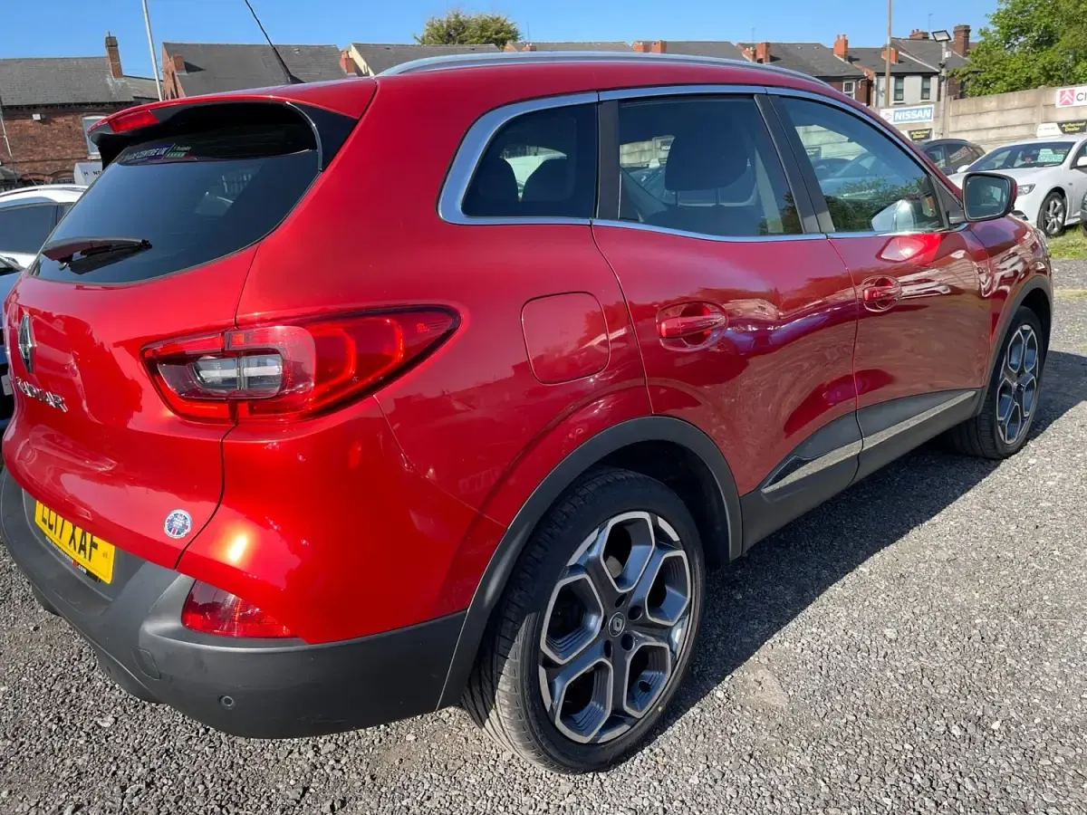 Usado Renault Kadjar Dynamique 130 CV (95 kW) 2017 Rojo SUV