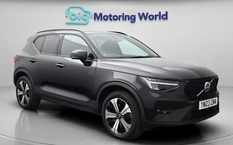 Used Volvo XC40 Plus 211 HP (155 kW) 2023 SUV