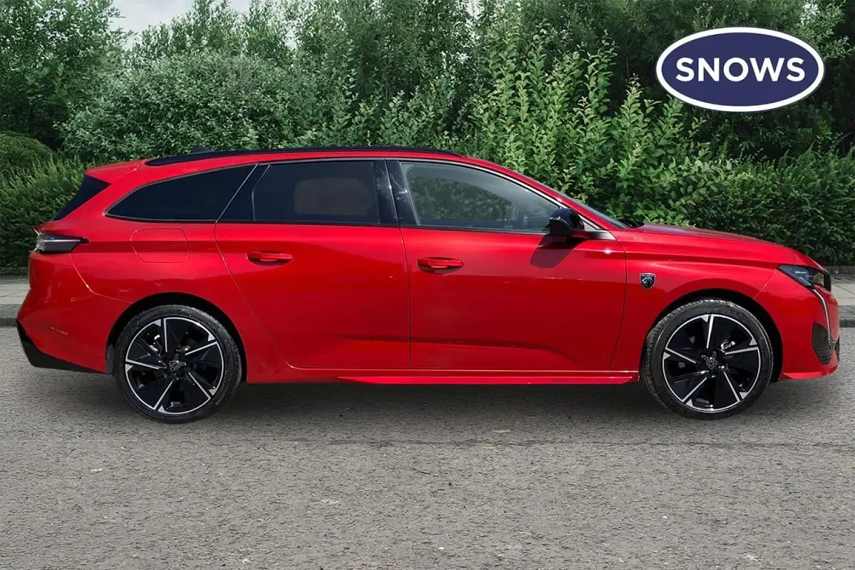 Used Peugeot e-308 GT 114 kW (156 HP) 2024 Red Hatchback