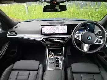 Used BMW 320 M Sport 184 HP (135 kW) 2024 Blue Estate
