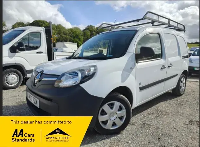 Used Renault Kangoo Business 44 kW (60 HP) 2017 White MPV