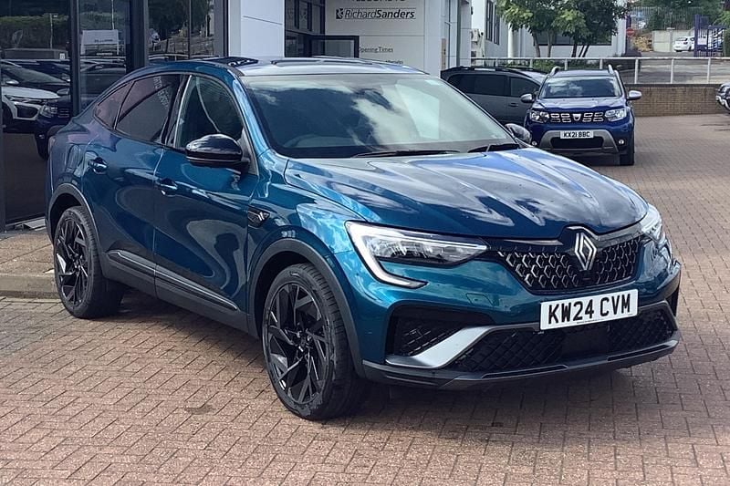 Used Renault Arkana Esprit Alpine 142 HP (104 kW) 2024 Zanzibar blue  SUV