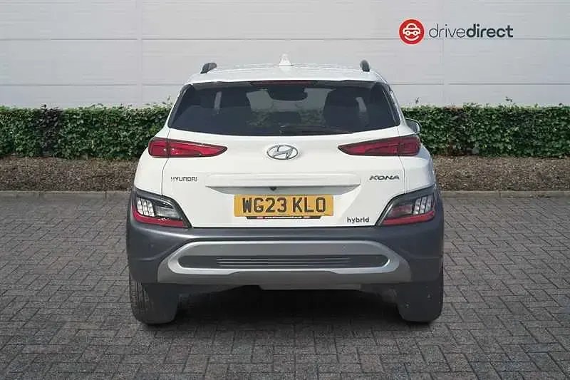 Used Hyundai Kona Premium 141 HP (103 kW) 2023 White SUV