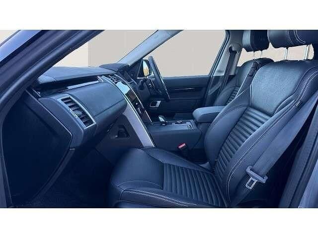 Used Land Rover Discovery 5 S 296 HP (217 kW) 2024 Grey SUV