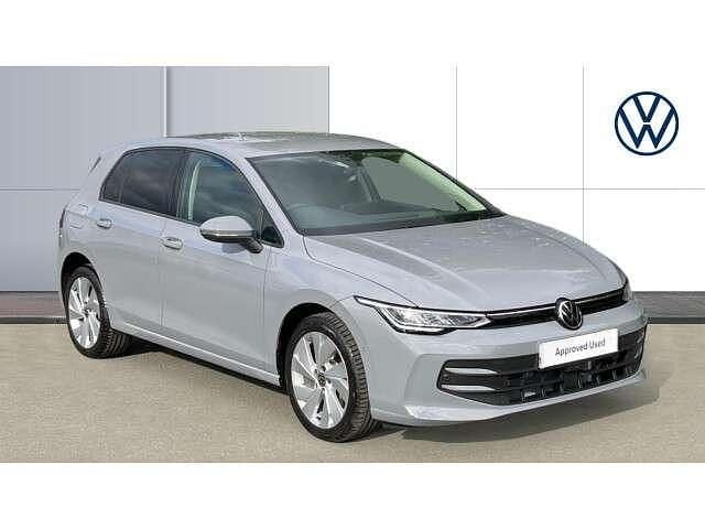 Grey New 2025 VW Golf VIII Match Hatchback | £31,896 (Good price) - Image 1/4