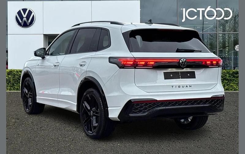 Used VW Tiguan R-line 147 HP (108 kW) 2025 White SUV