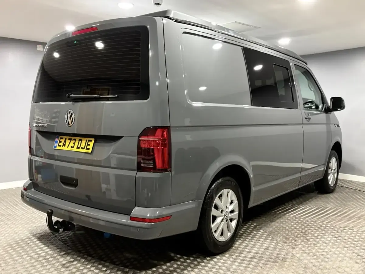Używany VW Transporter Highline 150 KM (110 kW) 2023 Szary Van