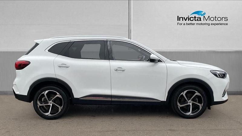 Used MG HS Trophy 162 HP (119 kW) 2024 White SUV