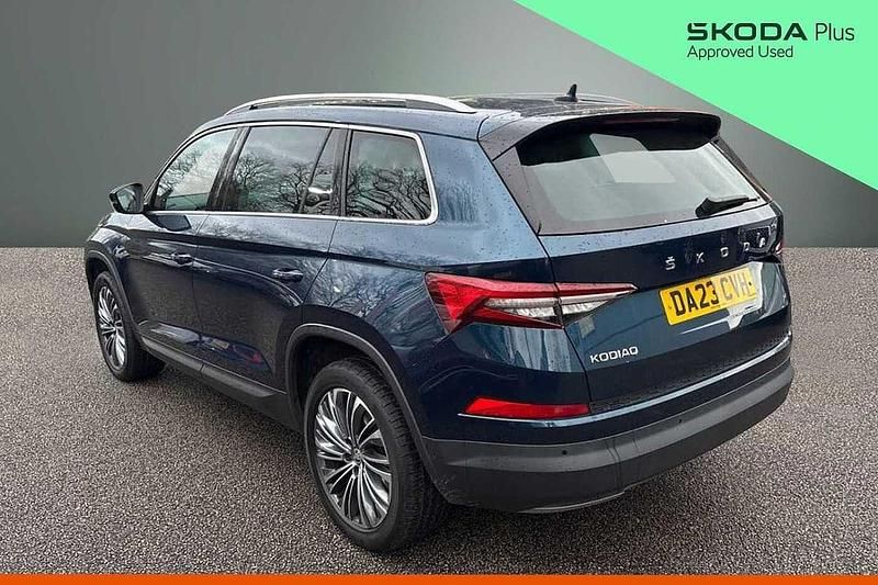 Used Skoda Kodiaq SE L Executive 147 HP (108 kW) 2023 Petrol blue metallic SUV