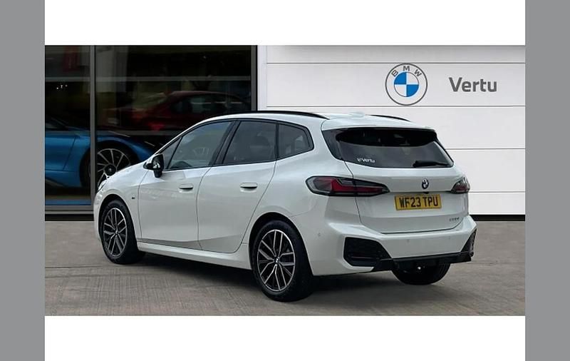 Used BMW 220 M Sport 154 HP (113 kW) 2023 White Estate