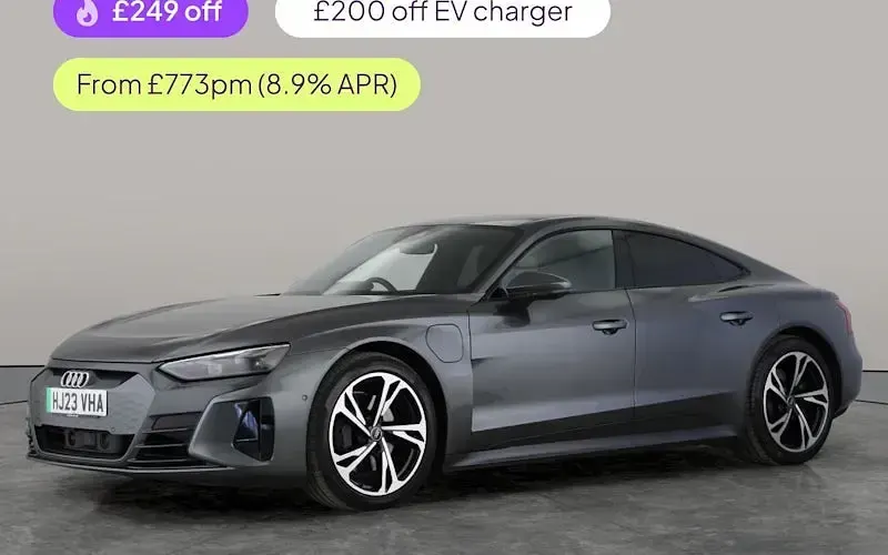 Used Audi e-tron GT quattro Comfort 389 kW (530 HP) 2023 Sedan