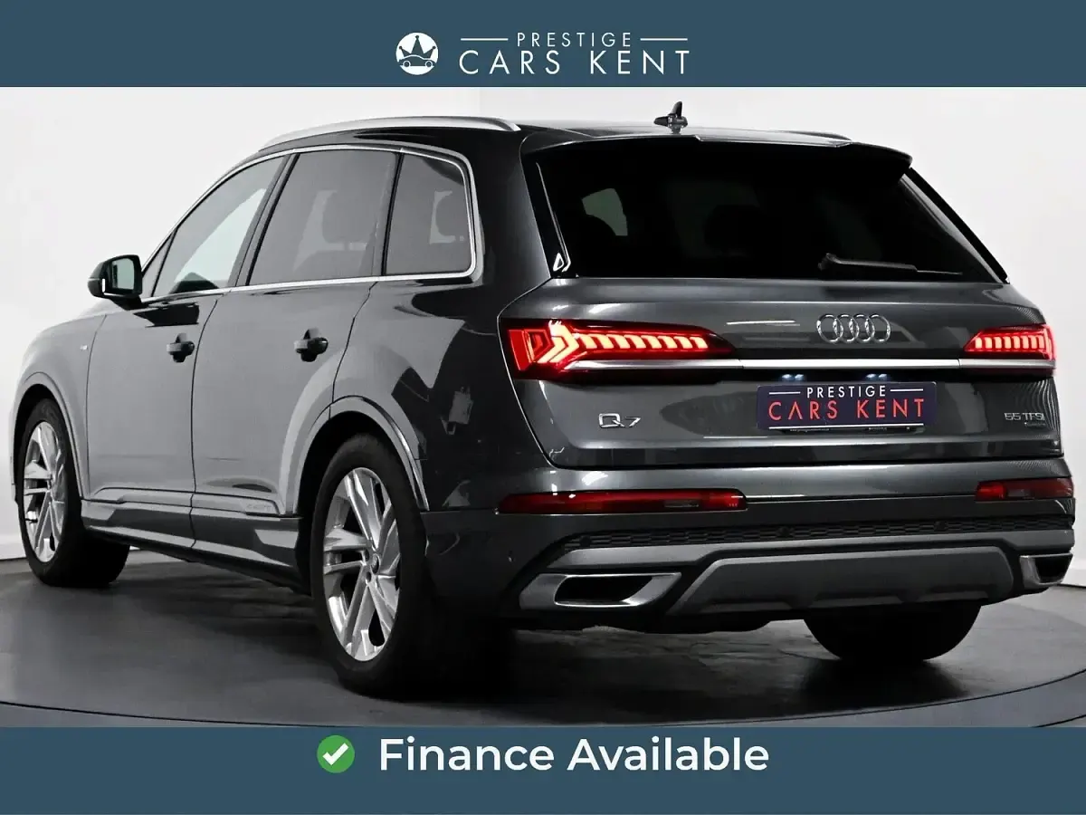 Used Audi Q7 S-Line 340 HP (250 kW) 2023 Grey SUV