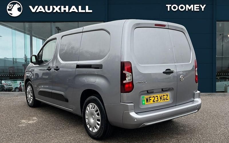 Used Vauxhall Combo Sportive 100 kW (136 HP) 2022 MPV