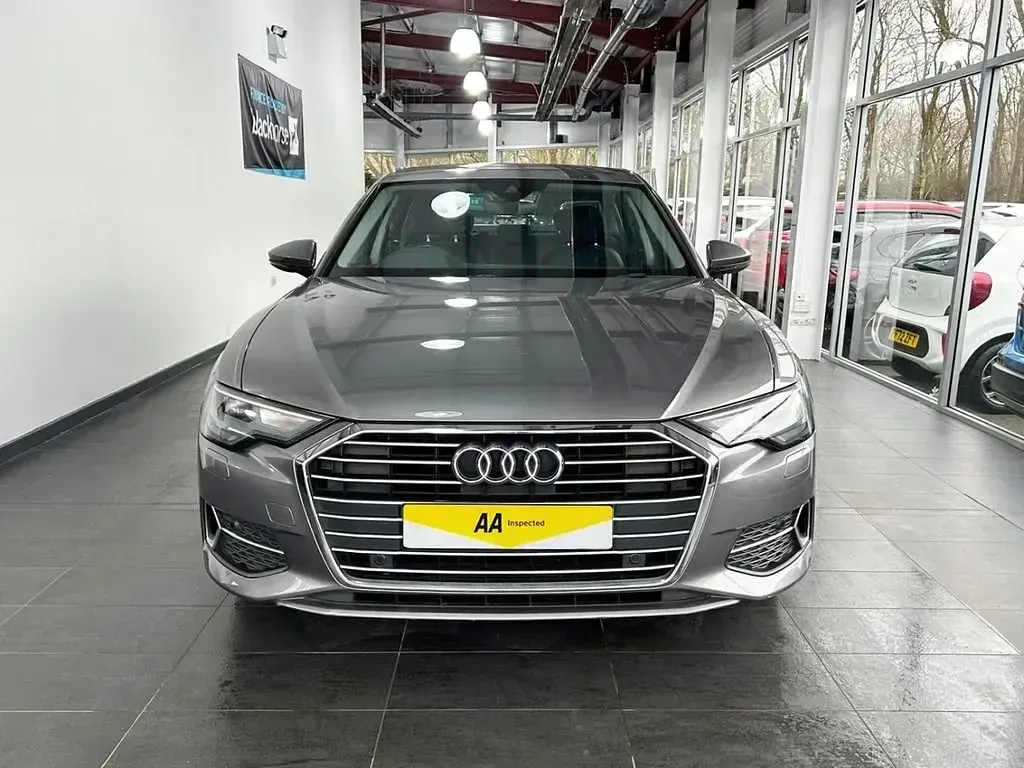 Usado Audi A6 Sport 204 CV (150 kW) 2019 Gris Berlina