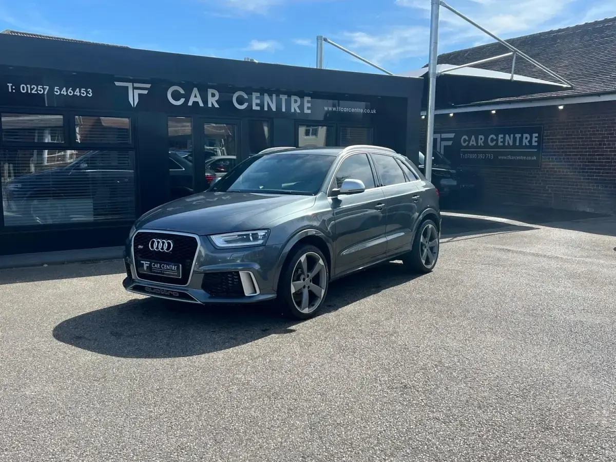 Begagnad Audi RS Q3 310 HK (228 kW) 2014 Grå SUV